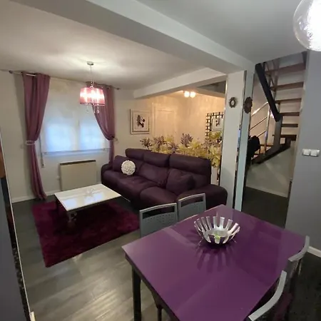 Casa En La Playa * Pobra Do Caraminal