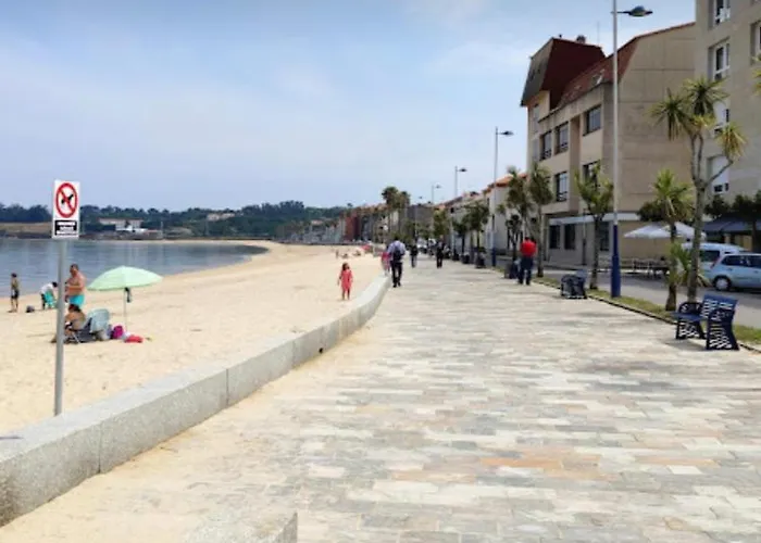 Casa En La Playa Pobra Do Caraminal