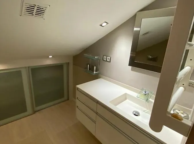 Casa En La Playa Pobra Do Caraminal